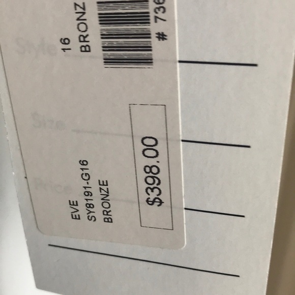 NWT purchased @Gautier - Picture 2 of 4